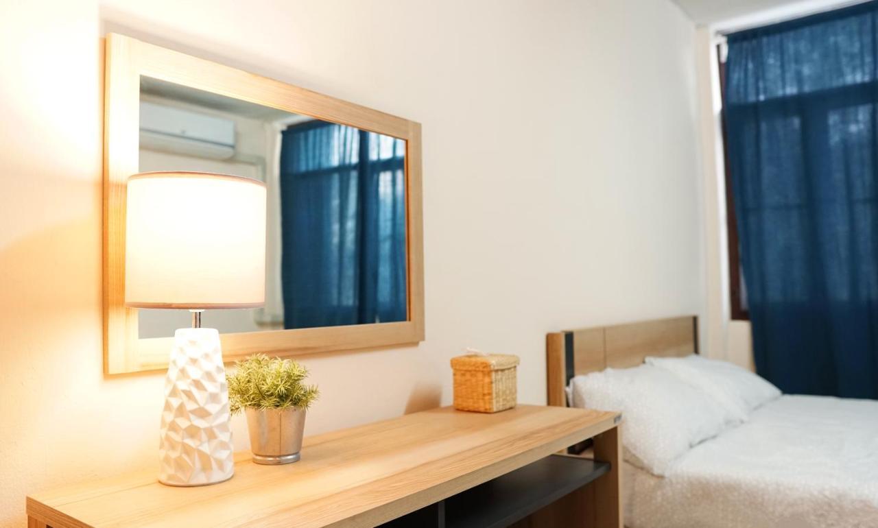 Inn Room Бангкок Екстер'єр фото